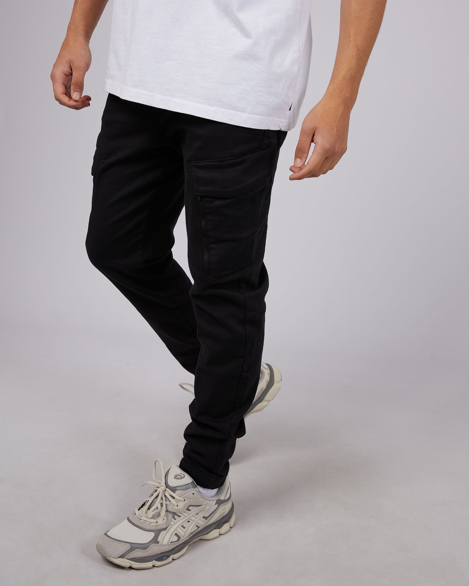Saint Goliath Inset Cargo Pant - Black (view 4)