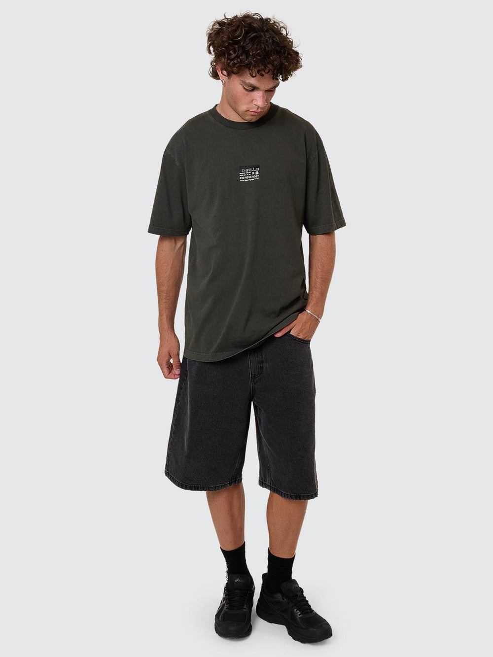 Thrills Built To Win Oversize Fit Tee - Oil Green (view 6)