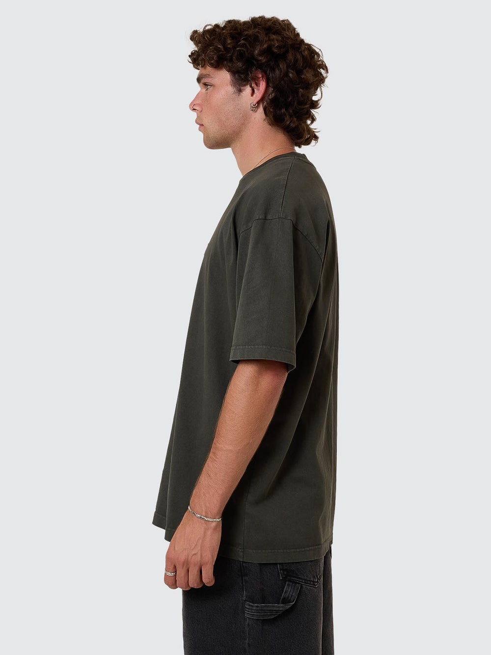 Thrills Built To Win Oversize Fit Tee - Oil Green (view 4)