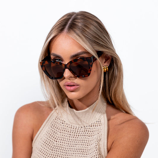 Winona - Tortoise Brown