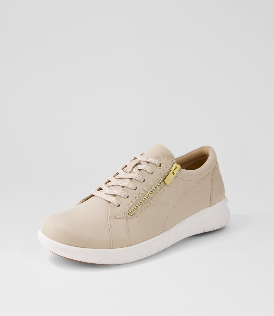 Solar Xf Leather Sneakers - Almond / White Sole