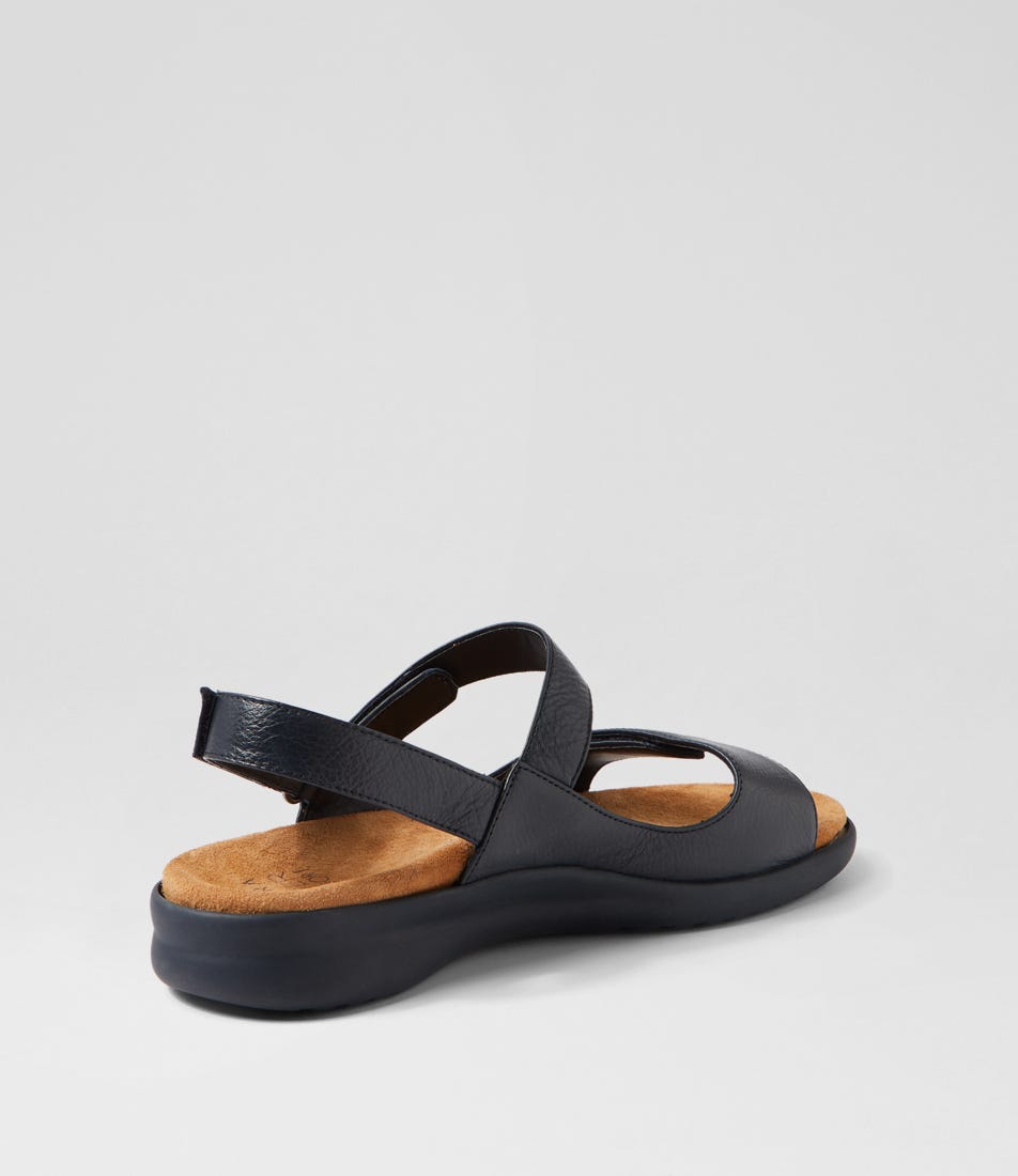 Ziera Benji XW Leather Sandal - Black / Black (view 4)