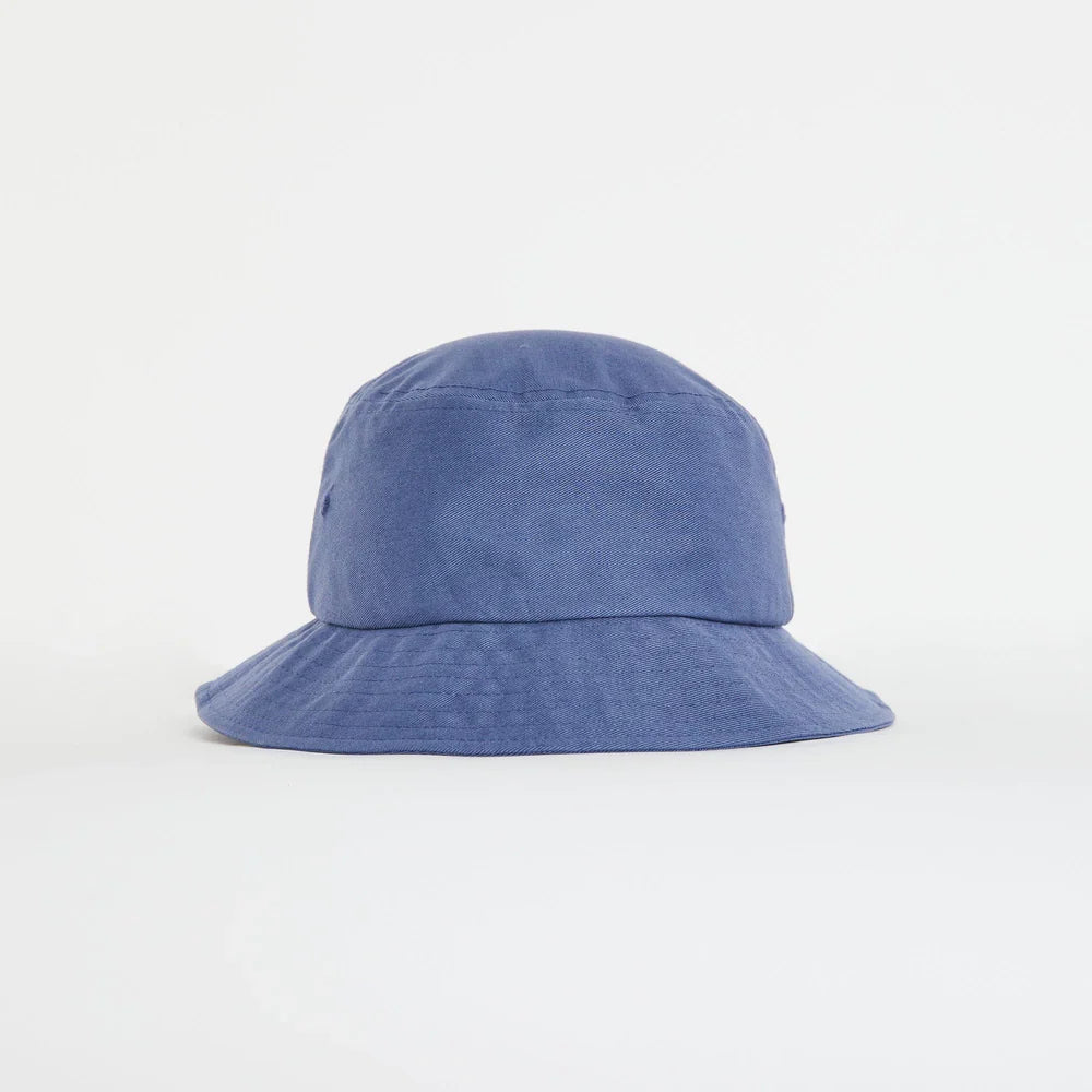 Nomadic Coastline bucket hat coastal blue, side view