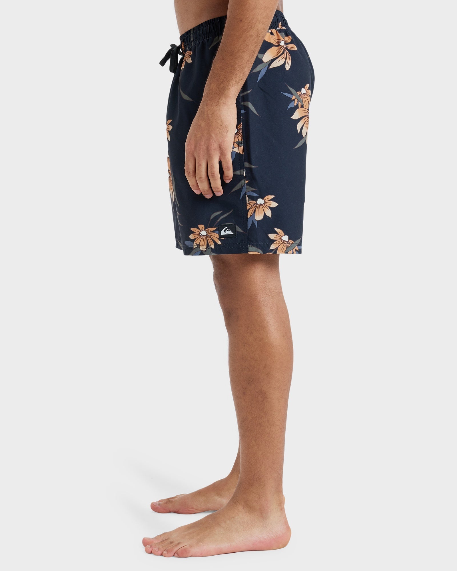 Quiksilver Everyday Straight Volley 17 inch in Black Costal Floral - detail