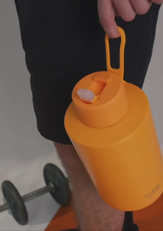 Flip Straw Lid