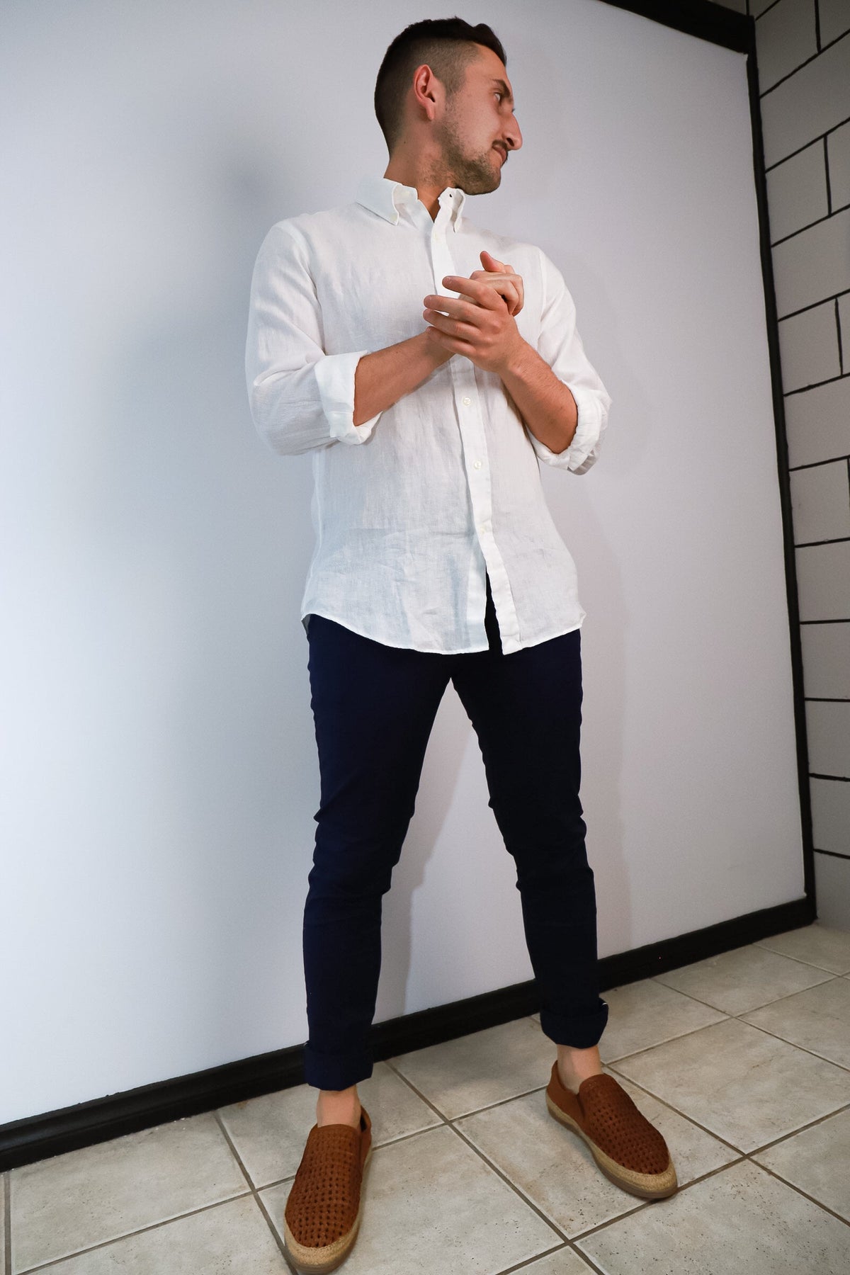 Archer Robin Chino in navy