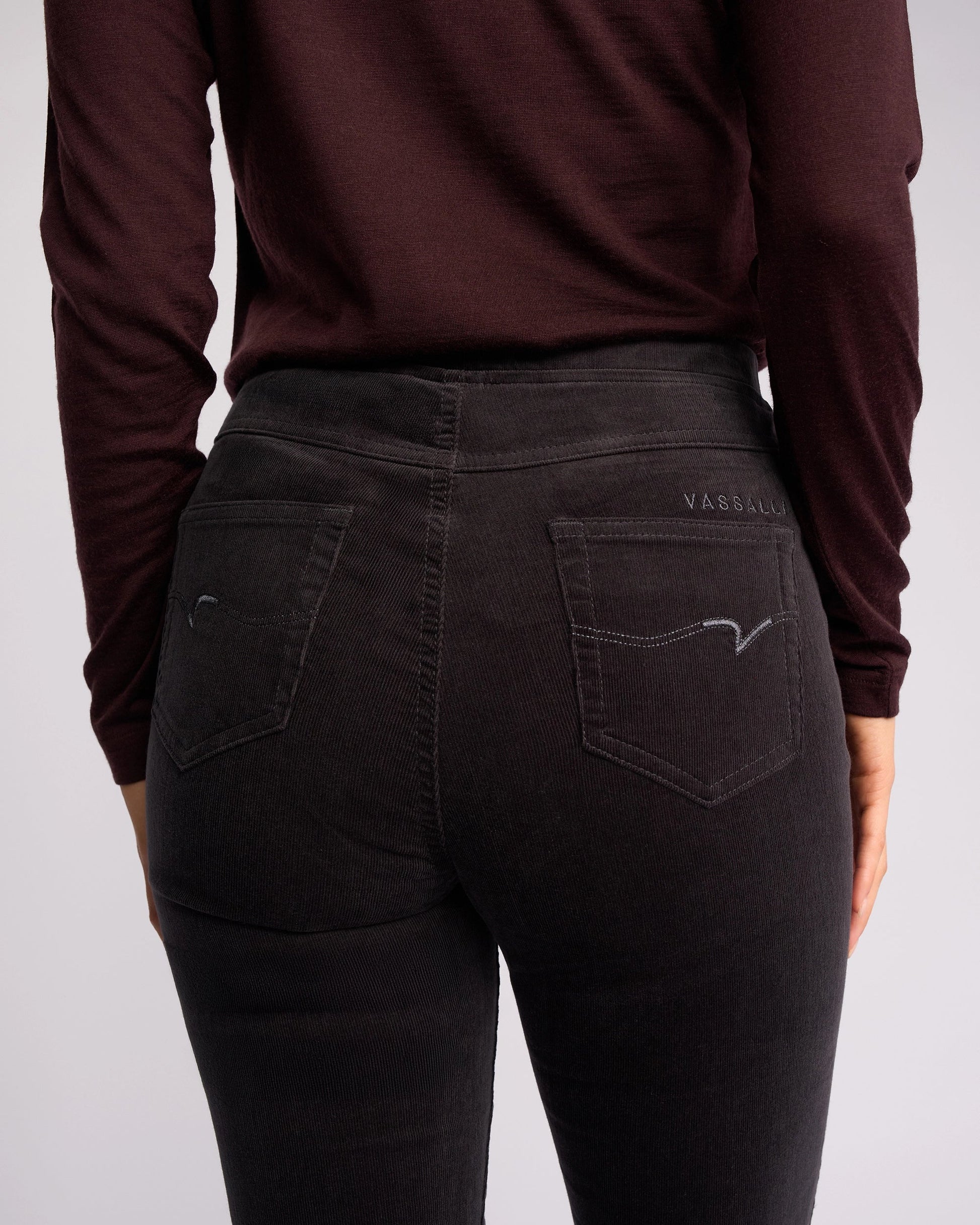 Vassalli Slim Leg Pull On Charcoal - back pocket detail